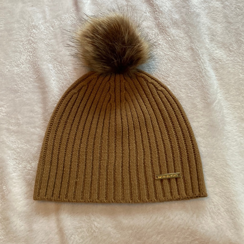 Michael Kors hat